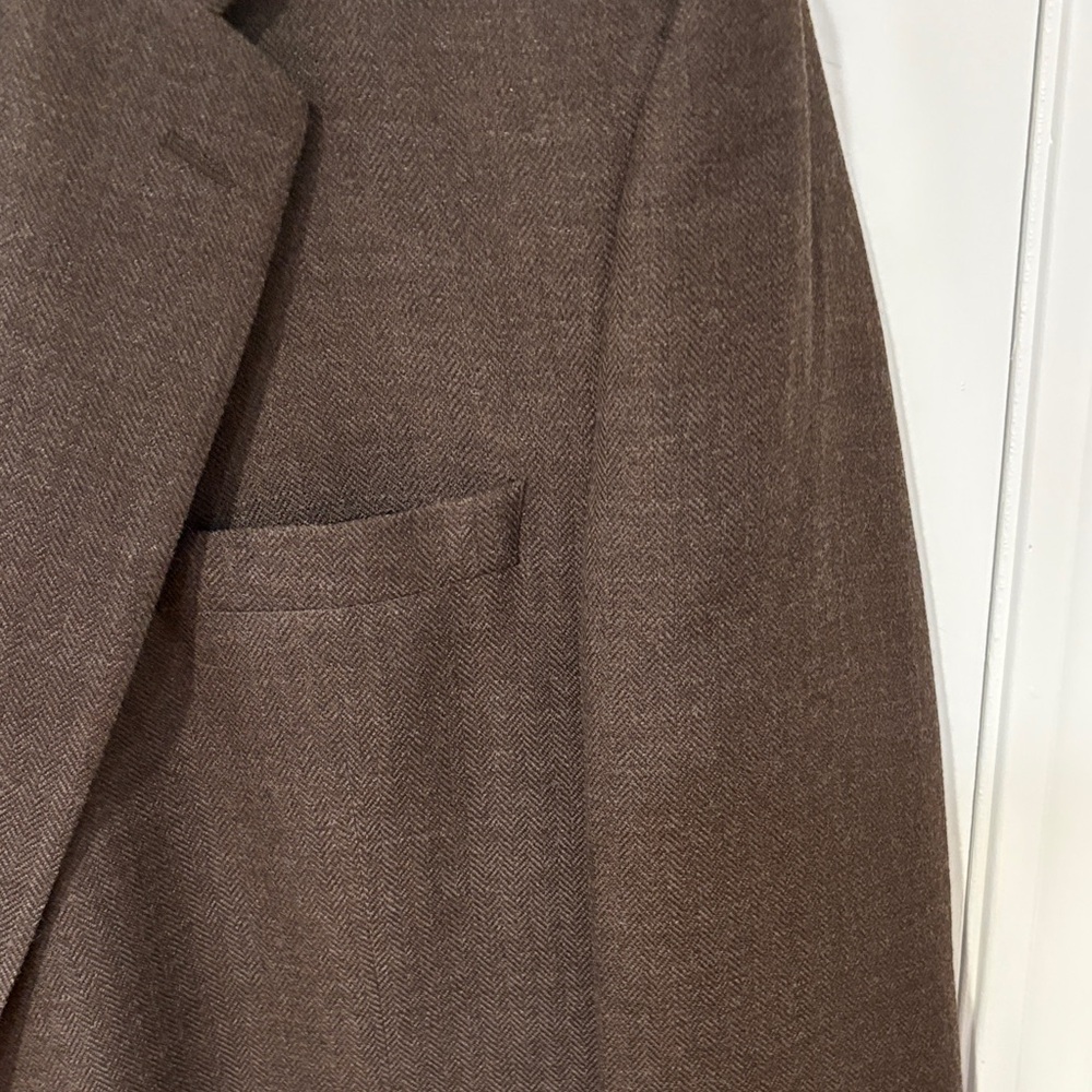 Jos. A. Bank Men's Brown Two-Button Sport Coat Blazer 48R - Picture 3 of 5